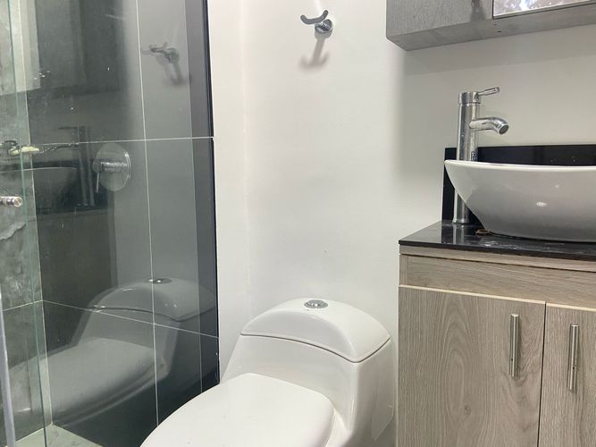 Apartamento de 3 alcobas en venta en Tres Esquinas, Sabaneta, 55 m² · foto 19 de 20