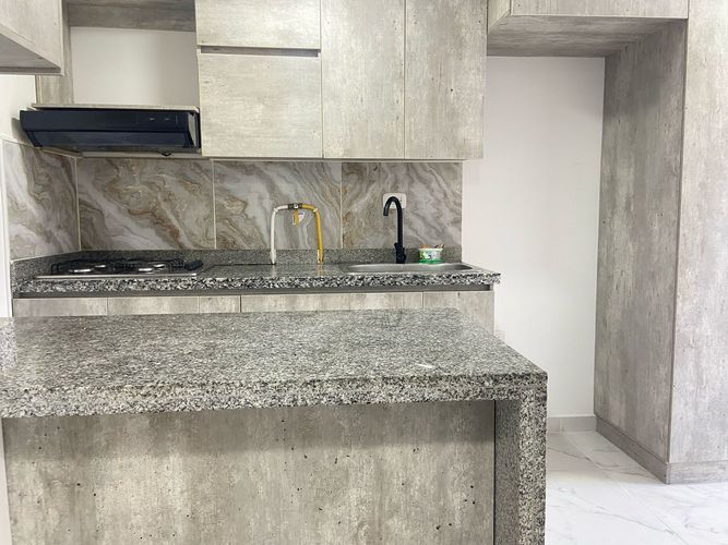 Apartamento de 3 alcobas en venta en Tres Esquinas, Sabaneta, 55 m² · foto 3 de 20