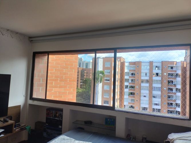 Apartamento de 3 alcobas en venta en El Poblado, Medellín, 212 m² · foto 16 de 19