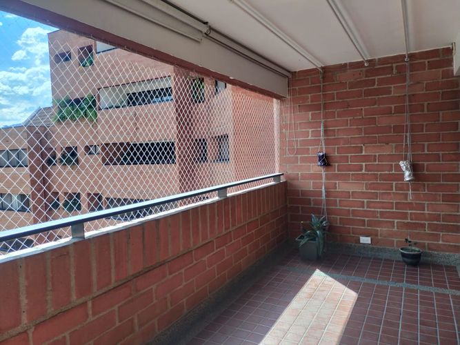 Apartamento de 3 alcobas en venta en El Poblado, Medellín, 212 m² · foto 19 de 19