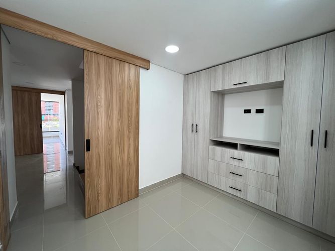 Casa de 4 alcobas en venta en Llano Grande, Rionegro, 260 m² · foto 11 de 20