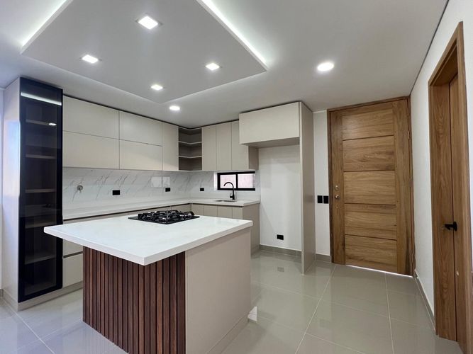 Casa de 4 alcobas en venta en Llano Grande, Rionegro, 260 m² · foto 7 de 20