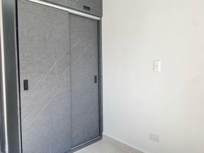 Apartamento de 3 alcobas en venta en San Jose, Sabaneta, 57 m² · foto 13 de 20