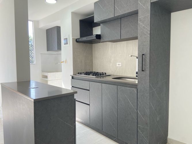 Apartamento de 3 alcobas en venta en San Jose, Sabaneta, 57 m² · foto 4 de 20