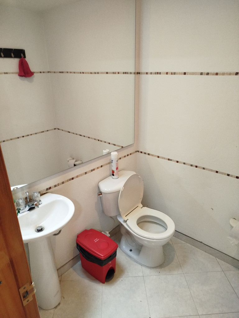 Casa en venta en Pasadena, Bogotá · foto 8 de 18