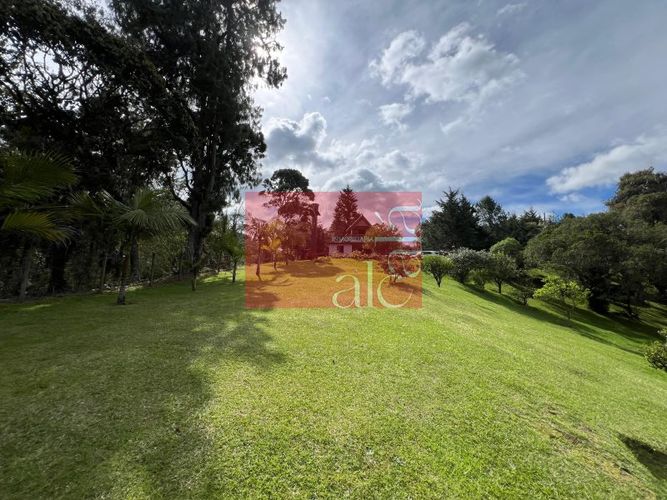 Casa de 4 alcobas en venta en Loma Del Escobero, Envigado · foto 7 de 24