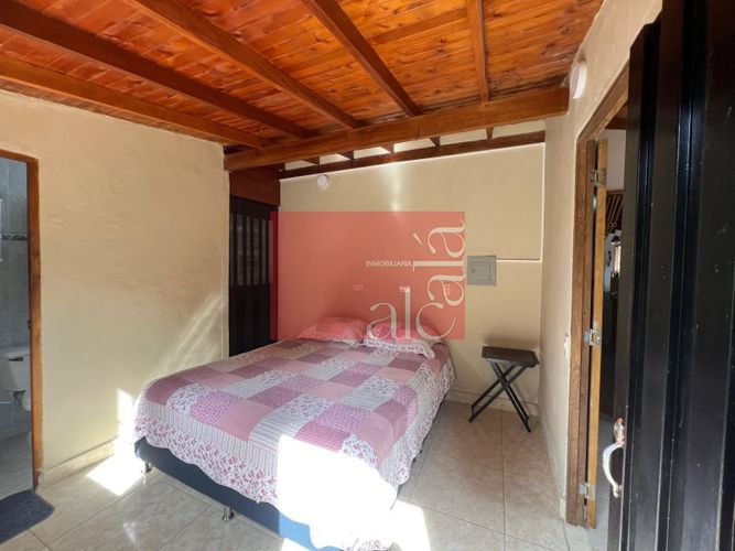 Casa de 4 alcobas en venta en Loma Del Escobero, Envigado · foto 15 de 24