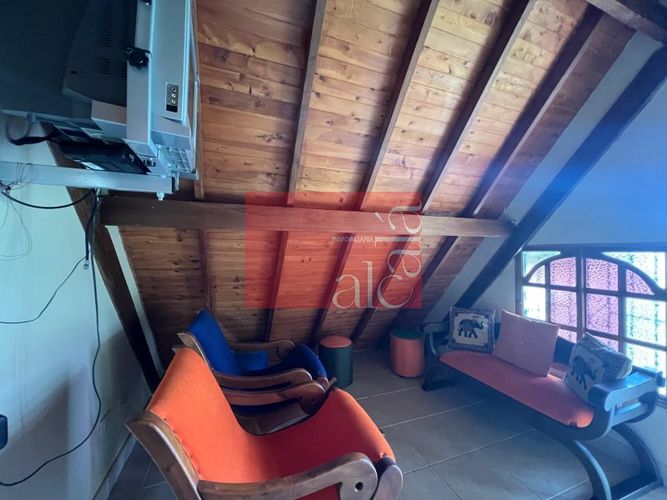 Casa de 4 alcobas en venta en Loma Del Escobero, Envigado · foto 22 de 24