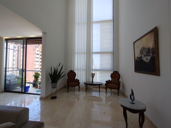 Apartamento de 4 alcobas en arriendo en Altos Del Prado, Barranquilla, 318 m² · foto 5 de 19