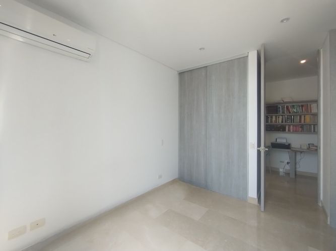 Apartamento de 4 alcobas en arriendo en Altos Del Prado, Barranquilla, 318 m² · foto 15 de 19