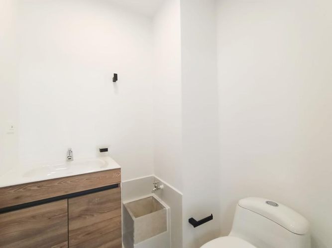 Oficina en arriendo en El Poblado, Medellín, 43 m² · foto 14 de 14