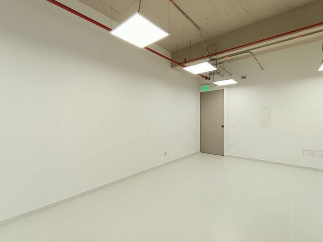 Oficina en arriendo en El Poblado, Medellín, 43 m² · foto 10 de 14