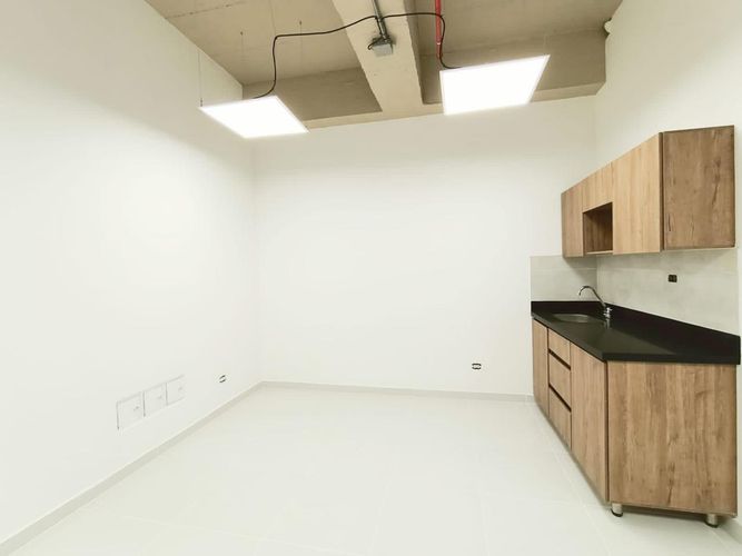 Oficina en arriendo en El Poblado, Medellín, 43 m² · foto 13 de 14