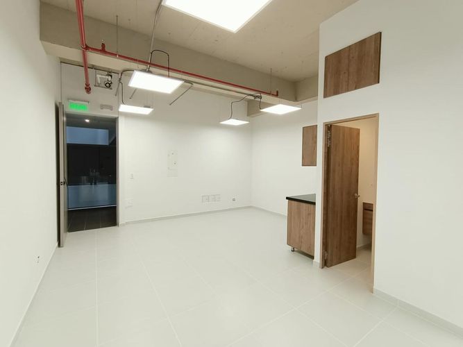 Oficina en arriendo en El Poblado, Medellín, 43 m² · foto 9 de 14