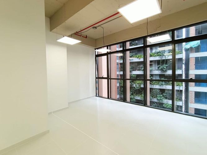 Oficina en arriendo en El Poblado, Medellín, 43 m² · foto 2 de 14