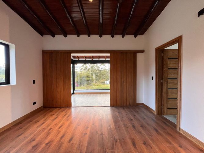 Casa de 4 alcobas en arriendo en El Retiro, 580 m² · foto 14 de 20