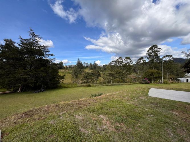 Casa de 4 alcobas en arriendo en El Retiro, 580 m² · foto 18 de 20