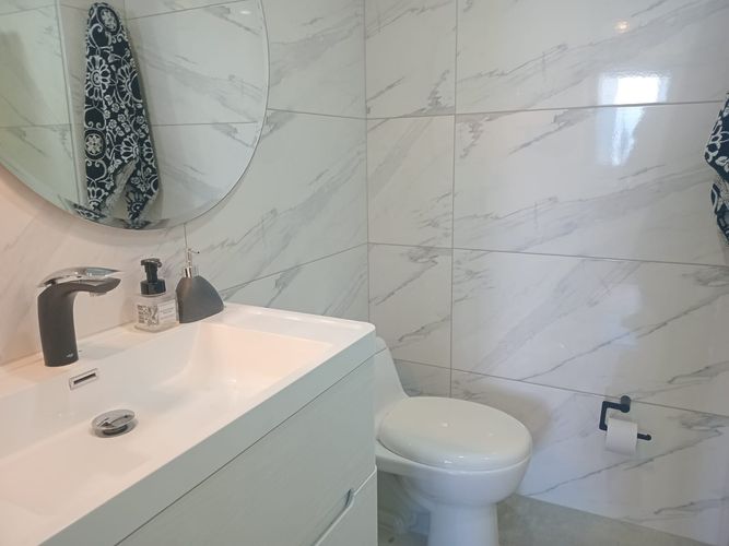 Apartamento de 3 alcobas en arriendo en El Poblado, Medellín, 157 m² · foto 17 de 19