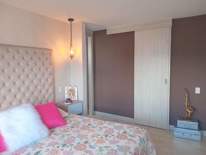 Apartamento de 3 alcobas en arriendo en El Poblado, Medellín, 157 m² · foto 14 de 19
