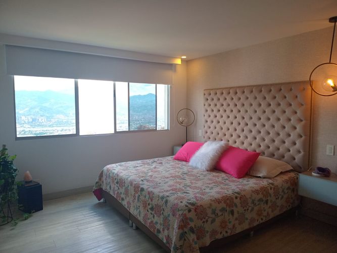 Apartamento de 3 alcobas en arriendo en El Poblado, Medellín, 157 m² · foto 12 de 19