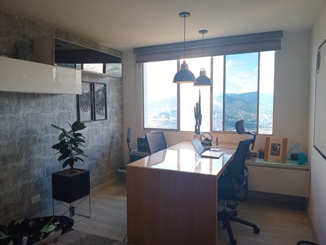 Apartamento de 3 alcobas en arriendo en El Poblado, Medellín, 157 m² · foto 8 de 19