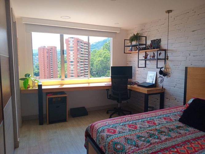 Apartamento de 3 alcobas en arriendo en El Poblado, Medellín, 157 m² · foto 13 de 19