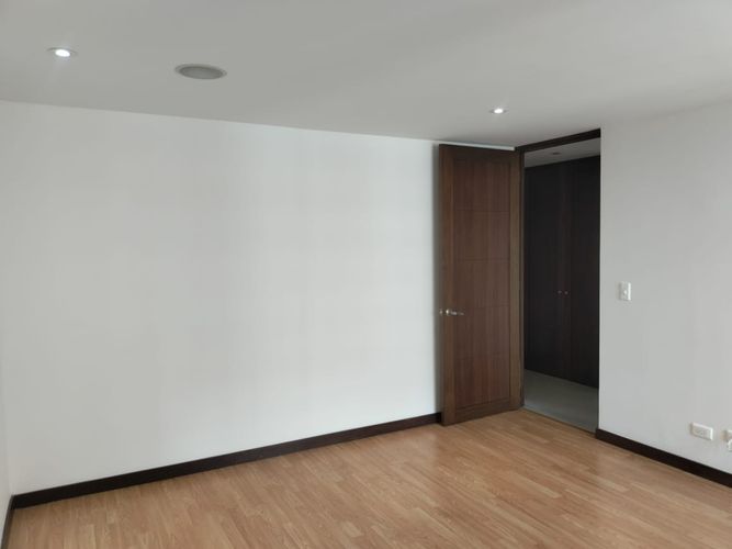 Apartamento de 3 alcobas en arriendo en El Poblado, Medellín, 144 m² · foto 15 de 20