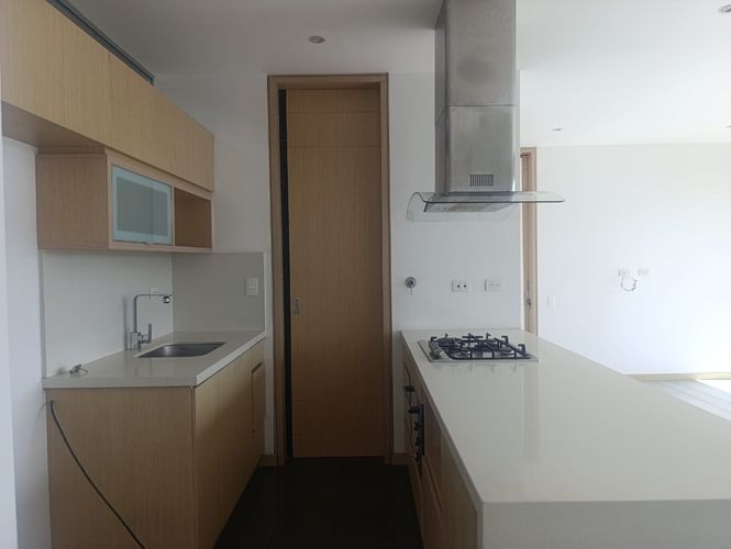 Apartamento de 1 alcoba en arriendo en El Tesoro, Medellín, 70 m² · foto 8 de 16