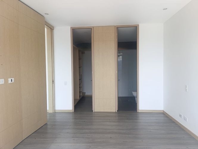 Apartamento de 1 alcoba en arriendo en El Tesoro, Medellín, 70 m² · foto 13 de 16