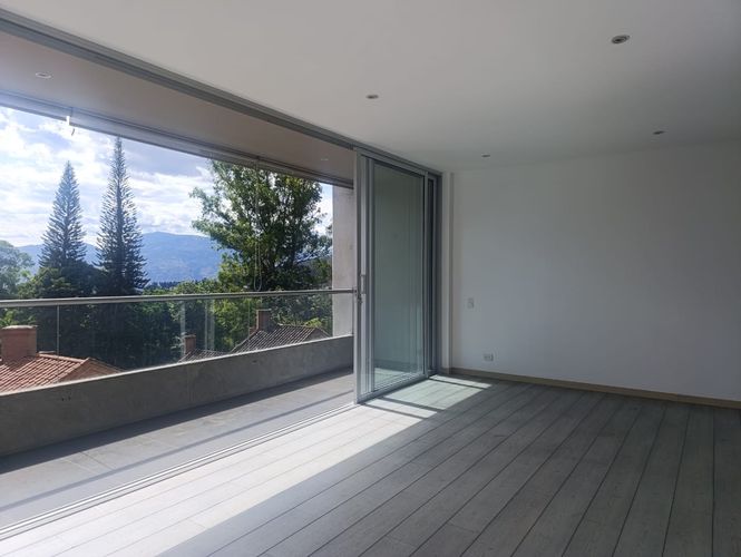 Apartamento de 1 alcoba en arriendo en El Tesoro, Medellín, 70 m² · foto 4 de 16