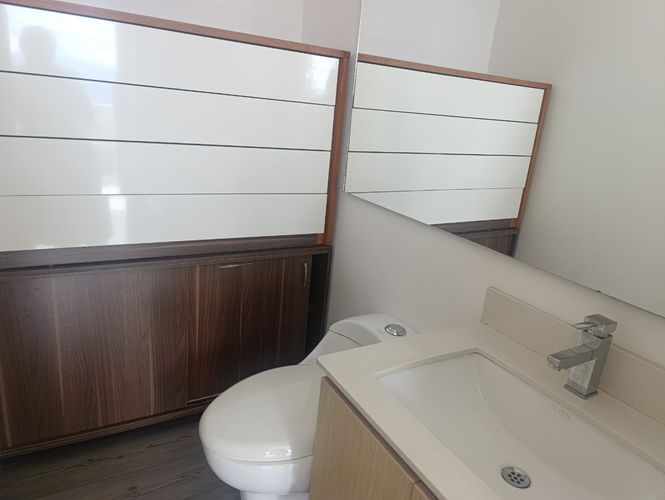 Apartamento de 1 alcoba en arriendo en El Tesoro, Medellín, 70 m² · foto 15 de 16
