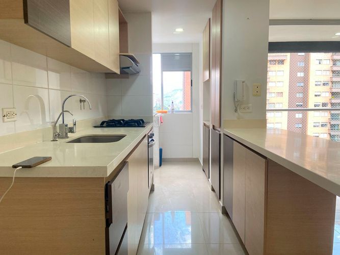 Apartamento de 3 alcobas en arriendo en Ub Cortijo De San Jose, Sabaneta, 86 m² · foto 6 de 17