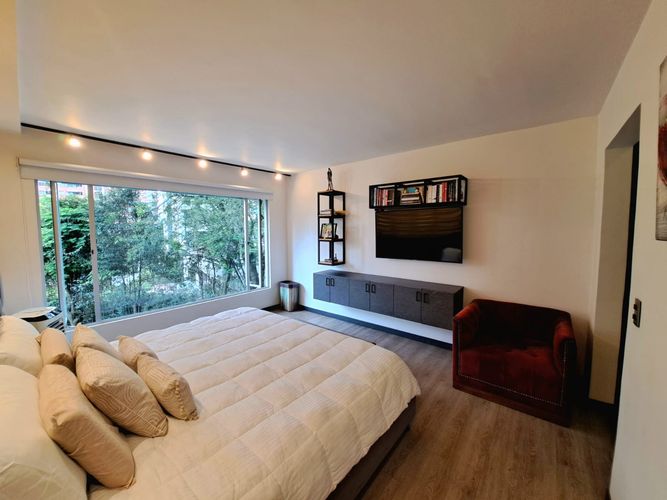 Apartamento de 3 alcobas en venta en El Poblado, Medellín, 185 m² · foto 8 de 13