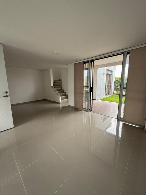 Casa de 4 alcobas en venta en La Morada, Jamundí, 150 m² · foto 1 de 13