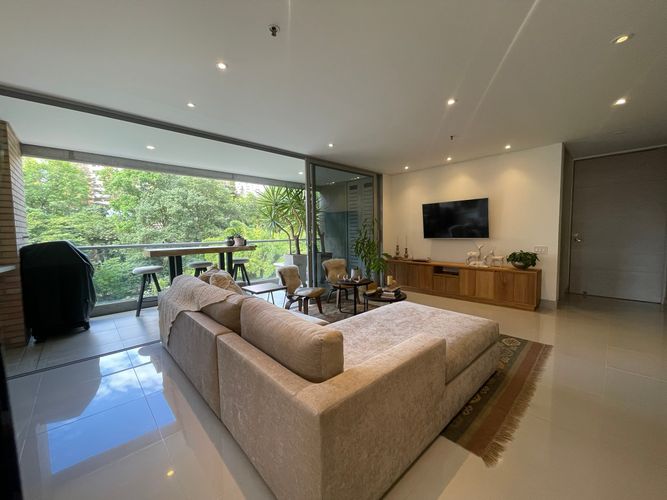 Apartamento de 2 alcobas en venta en El Poblado, Medellín, 133 m² · foto 2 de 22
