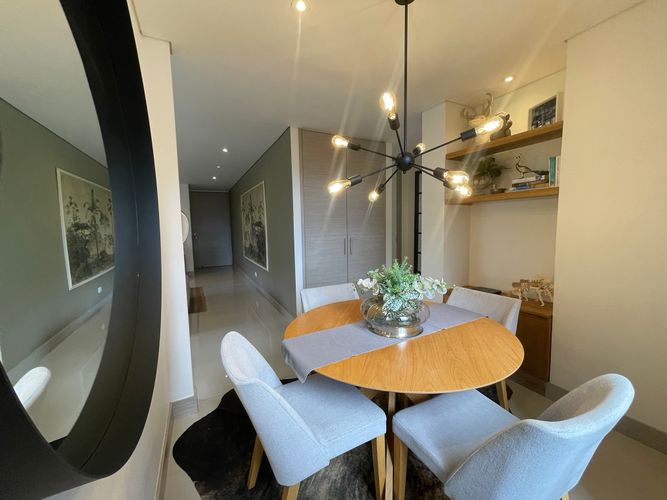 Apartamento de 2 alcobas en venta en El Poblado, Medellín, 133 m² · foto 6 de 22