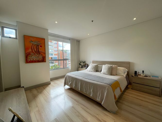 Apartamento de 2 alcobas en venta en El Poblado, Medellín, 133 m² · foto 11 de 22