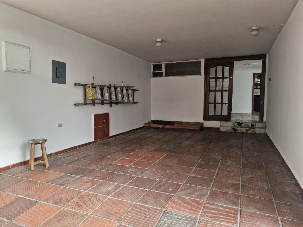Casa en venta en Pasadena, Bogotá · foto 7 de 24