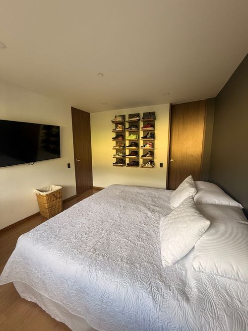 Apartaestudio en venta en Loma Del Escobero, Envigado, 80 m² · foto 17 de 22