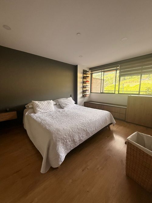 Apartaestudio en venta en Loma Del Escobero, Envigado, 80 m² · foto 18 de 22