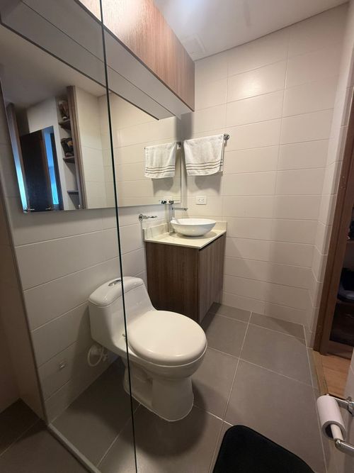 Apartaestudio en venta en Loma Del Escobero, Envigado, 80 m² · foto 21 de 22