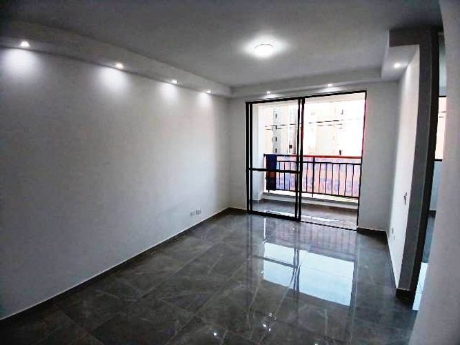 Apartamento de 2 alcobas en venta en Parque Natura, Jamundí, 51 m² · foto 2 de 24