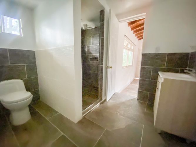 Casa de 5 alcobas en arriendo en El Salado, Guarne, 150 m² · foto 8 de 10
