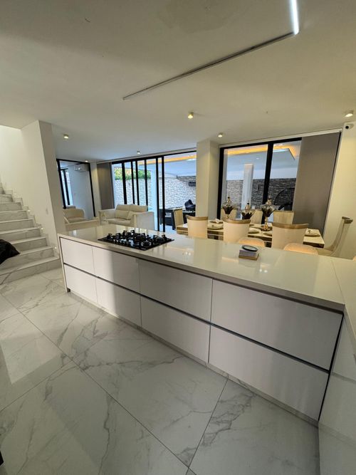 Casa de 4 alcobas en venta en Ciudad Jardin, Cali, 220 m² · foto 24 de 24