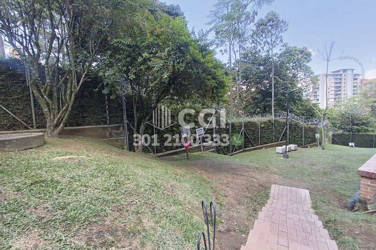 Apartamento de 3 alcobas en arriendo en Cola Del Zorro, Medellín, 100 m² · foto 23 de 24