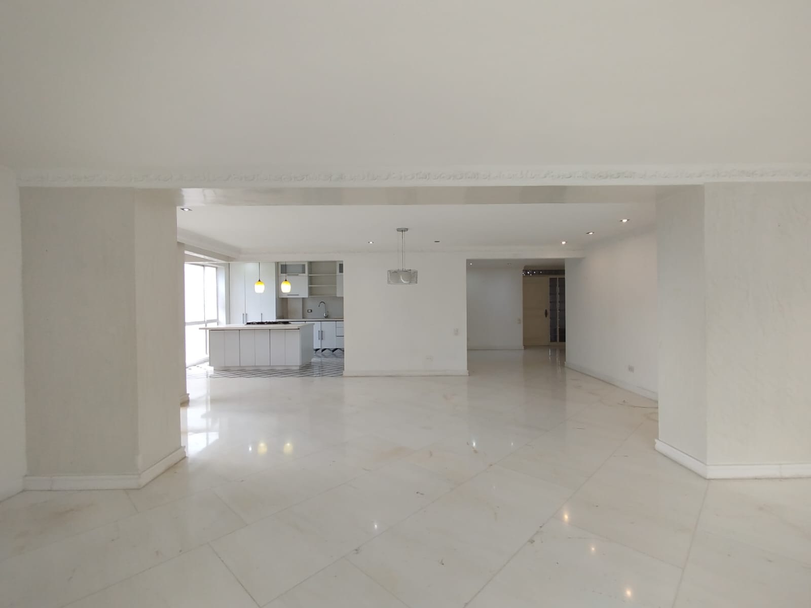 Apartamento en venta en Pinares Alto, Pereira · foto 4 de 20