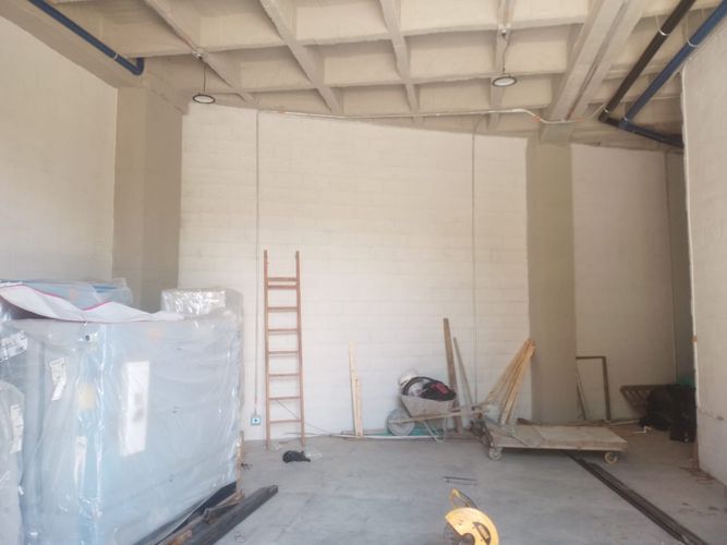 Bodega en arriendo en Cristo Rey, Medellín, 280 m² · foto 4 de 9