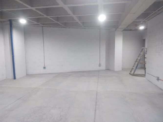Bodega en arriendo en Cristo Rey, Medellín, 280 m² · foto 5 de 9