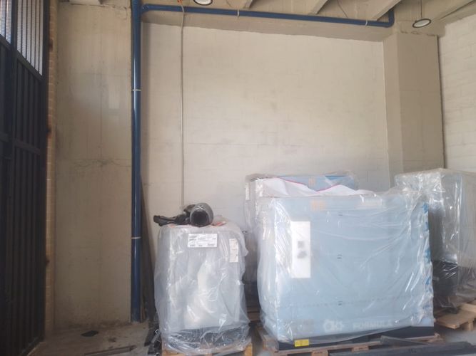 Bodega en arriendo en Cristo Rey, Medellín, 100 m² · foto 3 de 5