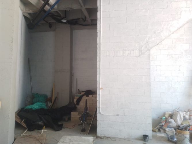 Bodega en arriendo en Cristo Rey, Medellín, 100 m² · foto 4 de 5